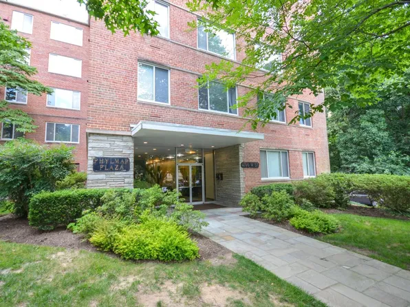 4100 W St NW #303, Washington, DC 20007