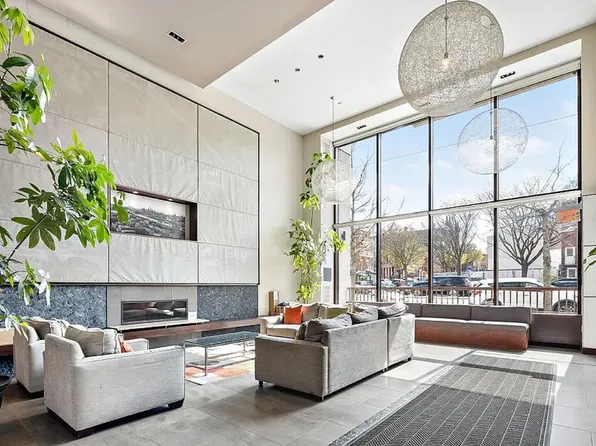 500 4th Avenue image 6 of 12