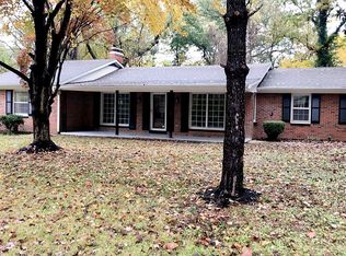 1111 Forest Hill Dr, Belleville, IL 62221