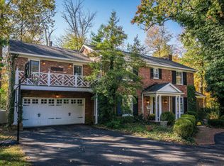 12200 Ridge Rd, Anchorage, KY 40223