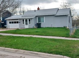 1112 12th Ave, Belle Fourche, SD 57717