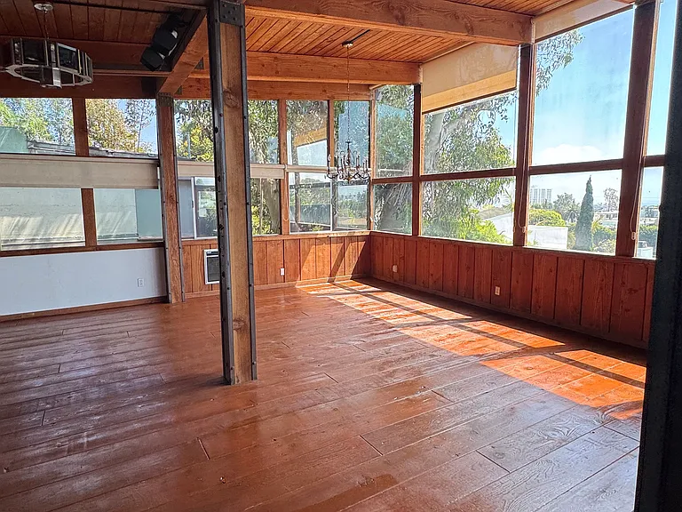 2428 Beverly Ave #A — Photo 48