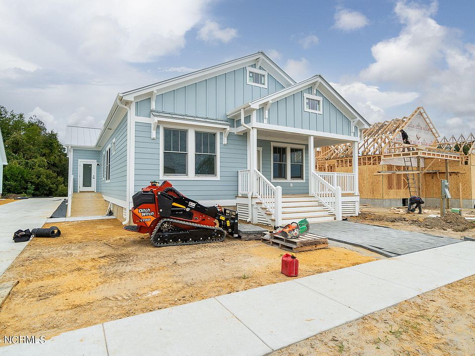 2nd image of 102 New Towne Road