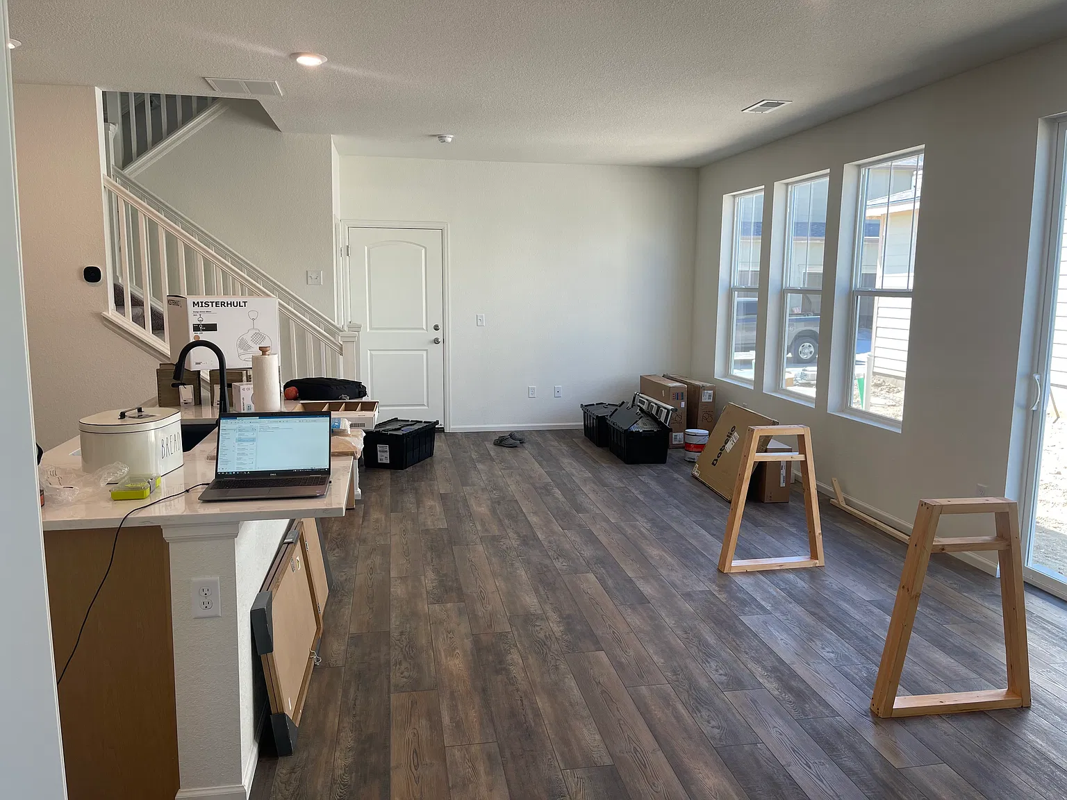 3 bed, 2.5 bath, 1778 sqft, $3,300 — Photo 2