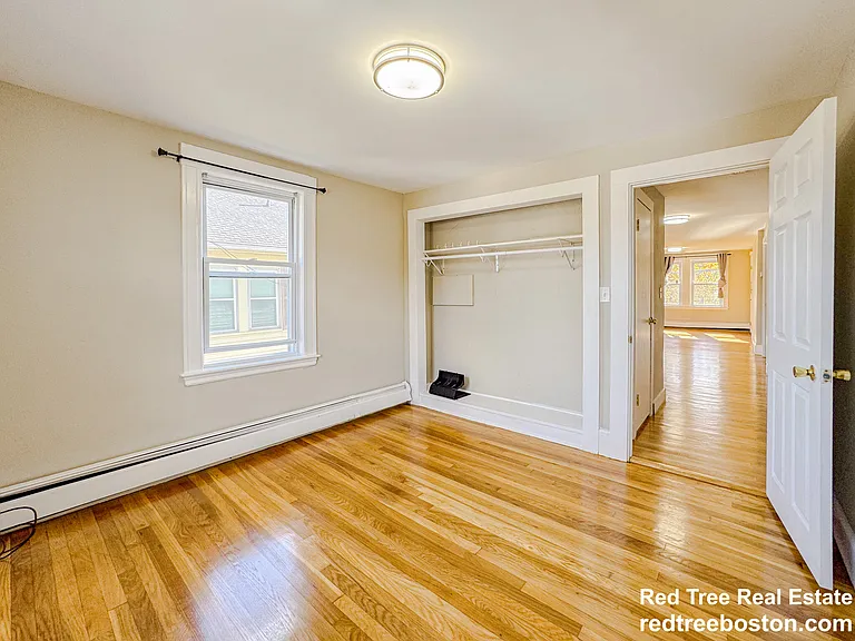 19 Town Hill St #2 — Photo 5