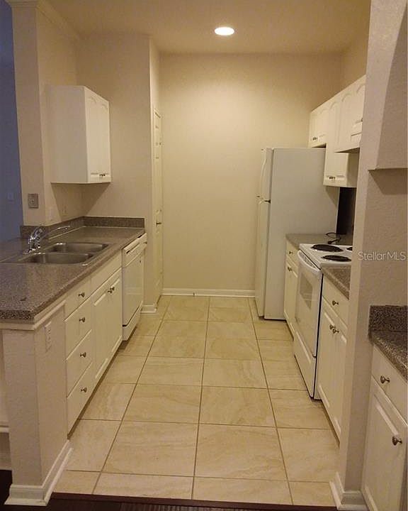 1st image of 860 N Orange Ave APT 239