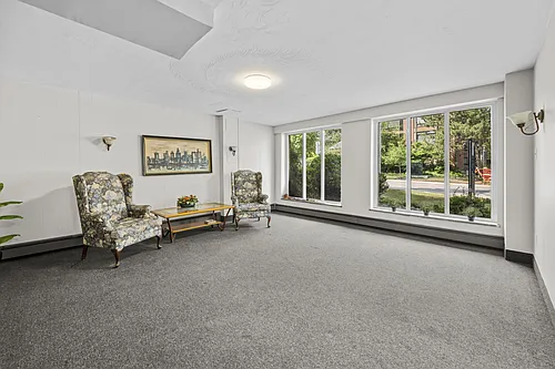 21 Duke St Photo 1