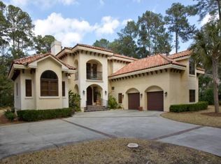 23 McIntosh Rd, Hilton Head Island, SC 29926