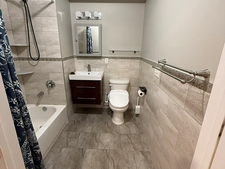 381 Communipaw Ave #1B — Photo 8