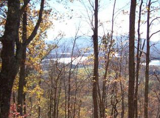 56 Dan Knob Dr, Hayesville, NC 28904