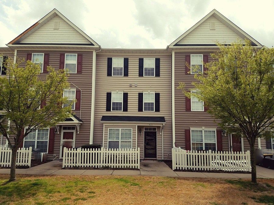 1st image of 911 Teton Cir