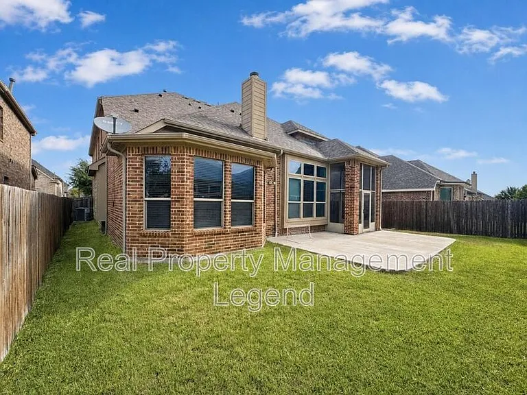 8308 Whistling Duck Dr — Photo 34