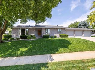 15664 N 2nd St, Bennington, NE 68007
