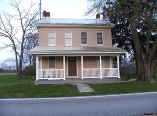 89 Roths Church Rd, Thomasville, PA 17364