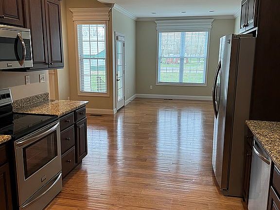 4th image of 110 Twinson Ct Suite 420