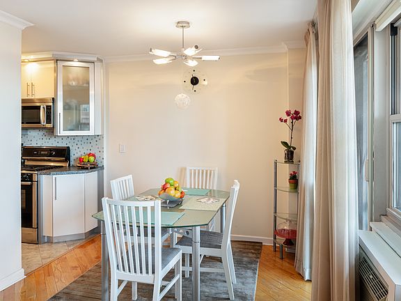 3rd image of 448 Neptune Ave APT 14B