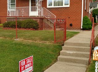 157 2nd Ave, Bellaire, OH 43906