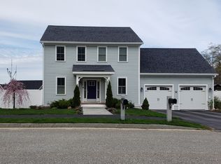 6 Pierce Dr, Rochester, NH 03867