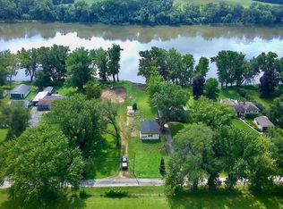 10318 Silver Creek Rd, Rockford, IL 61102