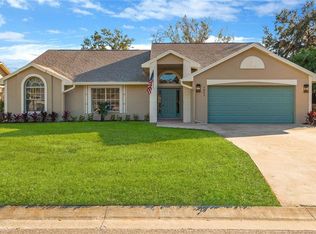 1803 S Golfview Dr, Plant City, FL 33566