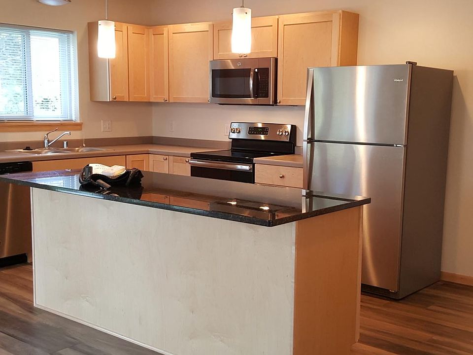 1st image of 2758 Lyman Ln