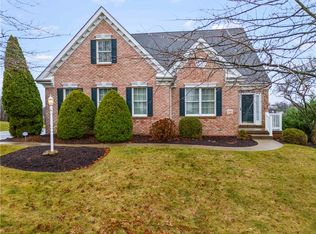 242 Molly Dr, Mcmurray, PA