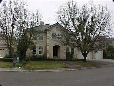 953 Lake Front Dr photo 1