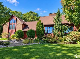 4400 Douglas Dr, Adrian, MI 49221