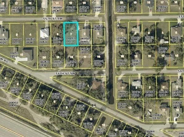 2605 55th St SW, Lehigh Acres, FL 33976