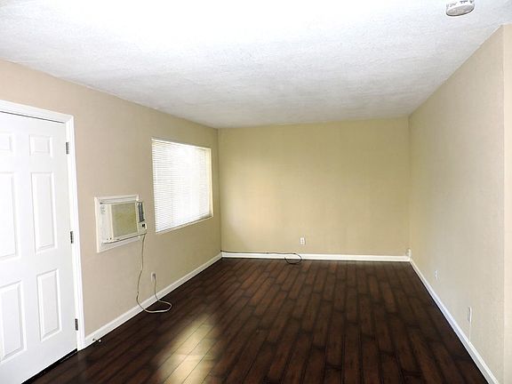 2nd image of 2626 T St APT 2