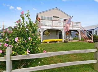 9 Atlantic Ave, Groton, CT 06340