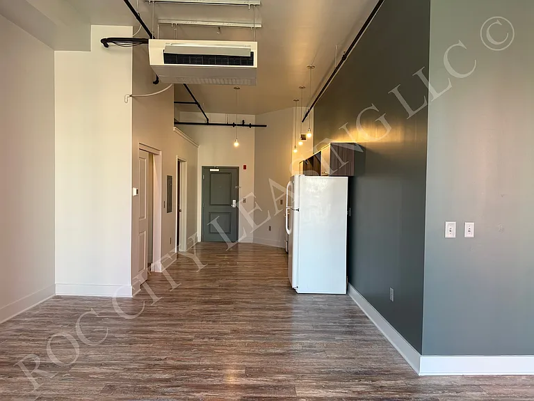The Hive @ 155 — Photo 9