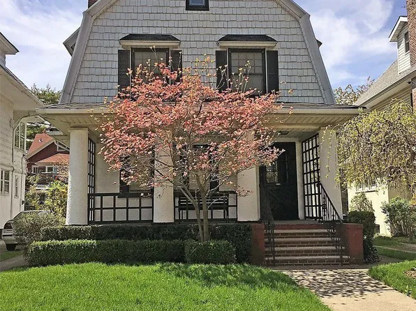 1334 E 24th St, Brooklyn, NY 11210