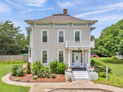 610 S Main St, Lindsborg, KS, 67456