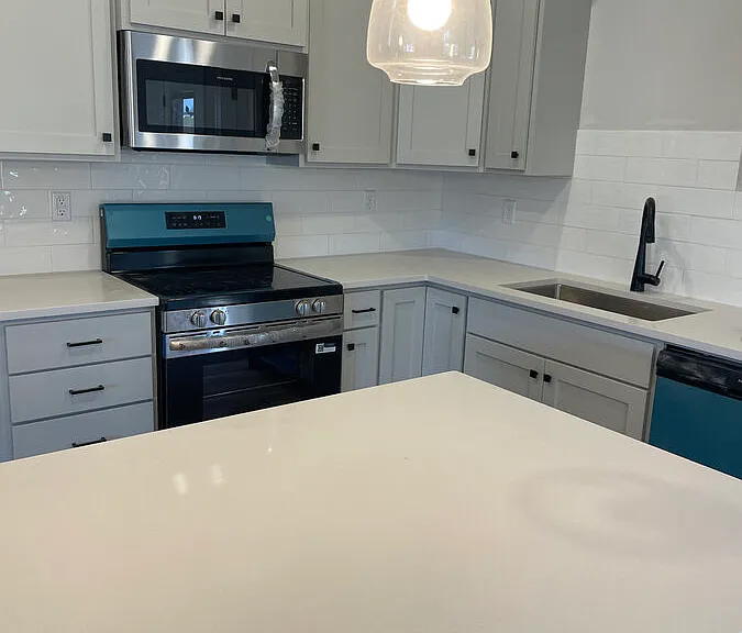 1105 Maclaren Ave — Photo 4