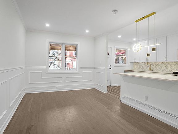 5th image of 907 E 222nd St #W5