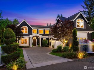 9819 NE 20th St, Bellevue, WA