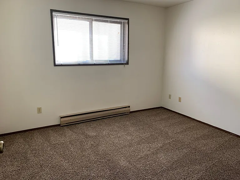 Silver Leaf Apartments — Photo 23