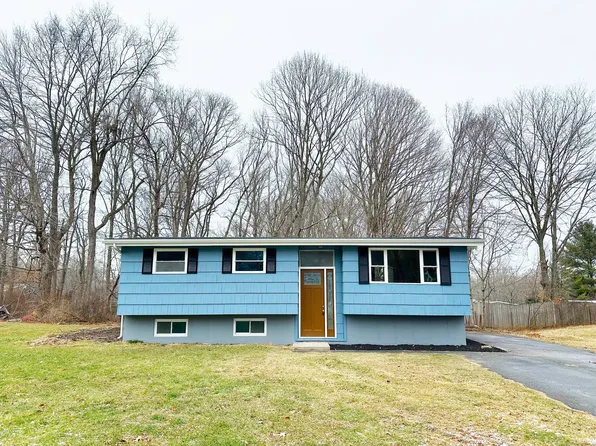 4 Chestnut Lane, Ledyard, CT 06339