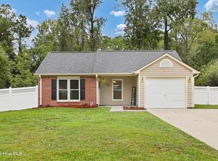 538 Shadowridge Rd, Jacksonville, NC 28546