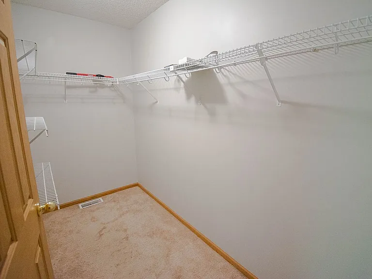 2827 Agate Pl NW — Photo 15