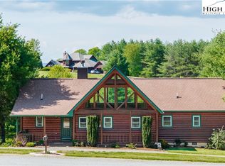 101 Bear Tracks Ln, Sparta, NC 28675