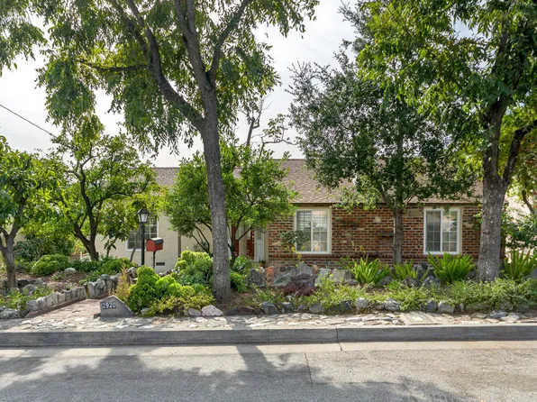 2920 Paraiso Way, La Crescenta, CA 91214
