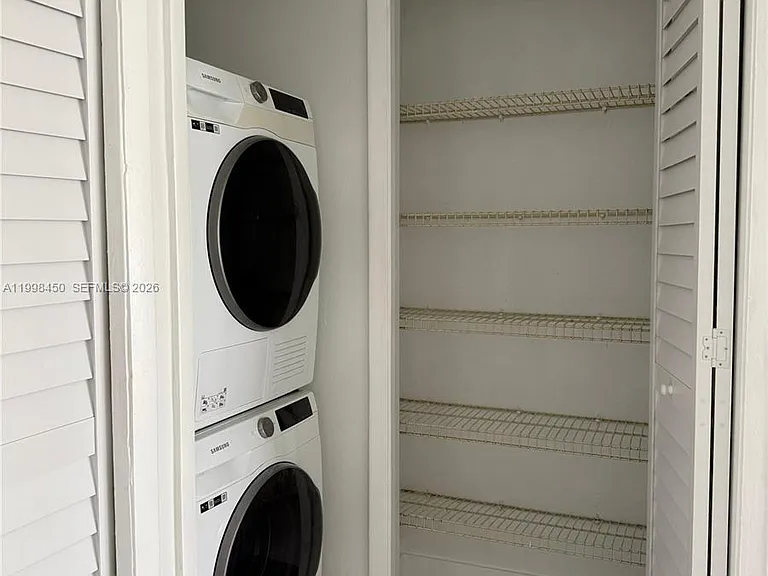 155 Lakeview Dr #101 — Photo 10