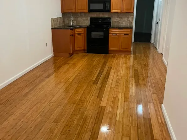 210 W Zeralda St #A, Philadelphia, PA 19144