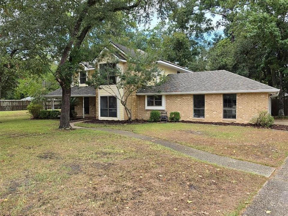 1st image of 303 Koel Ct
