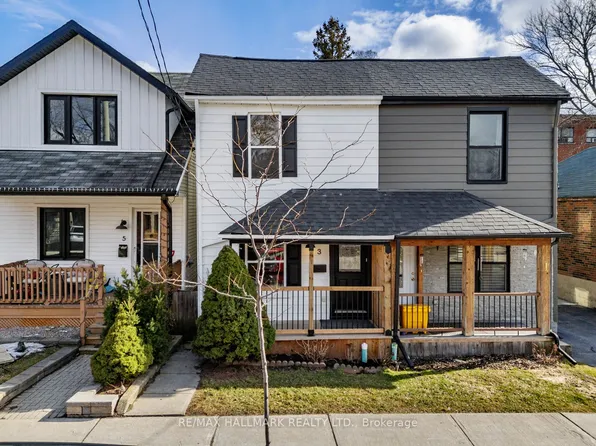 3 Woodville Ave, Toronto, ON M4K 2J5