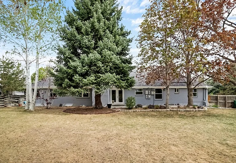3991 S Hillcrest Dr — Photo 40