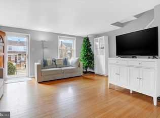 652 Clymer Ln, Ridley Park, PA 19078