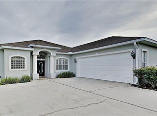 404 Island Cay Way, Apollo Beach, FL 33572